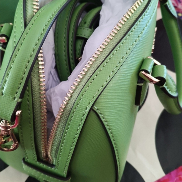 NEW! Kate Spade Madison Crossbody - Picture 4 of 5